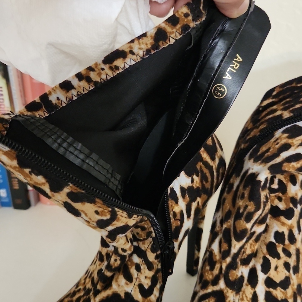 New Leopard print Boots Fall Winter Contemporary Formal Party Holidays Photos - Picture 10 of 11